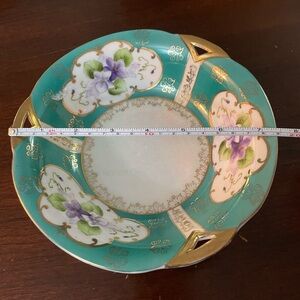 Vintage bowl, no makers mark